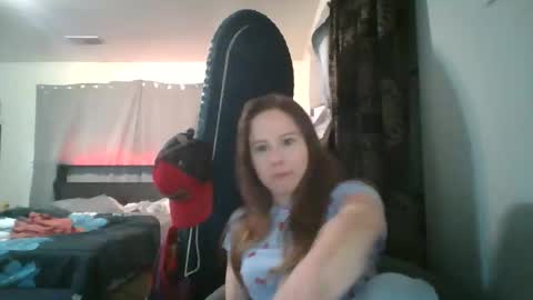 Snapshot of maceyloves chatting on 02.14.26 maceyloves online show from 02.14.26