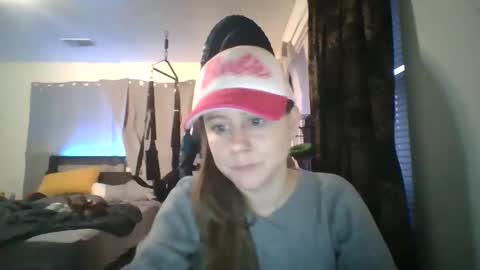 Snapshot of maceyloves chatting on 02.15.26 maceyloves online show from 02.15.26