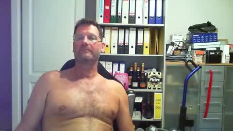 macfly67 online show from 07.30.26