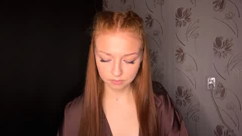 Snapshot of machelleunderdahl chatting on 06.25.26 Nicole online show from 06.25.26