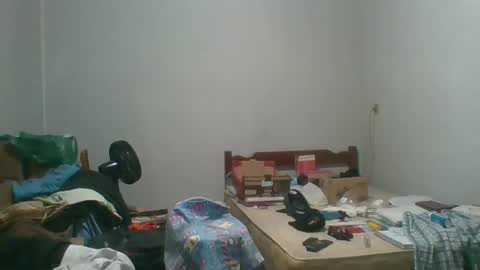 Snapshot of machoalex chatting on 03.02.25 MACHOLIVRE online show from 03.02.25