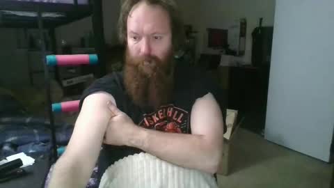 Snapshot of mackhere4u chatting on 12.17.25 mackhere4u online show from 12.17.25