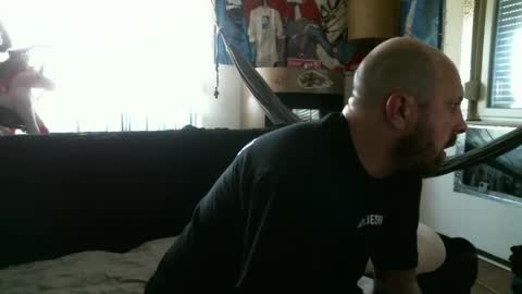 Snapshot of mad_dem0n chatting on 03.04.25 Manuel online show from 03.04.25