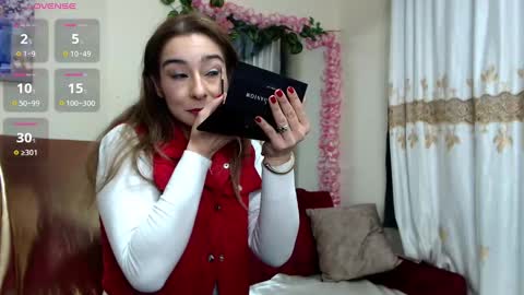 Snapshot of madam_dali chatting on 01.10.25 Dalila online show from 01.10.25