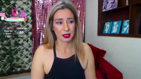 Snapshot of madam_dali chatting on 09.17.25 Dalila online show from 09.17.25