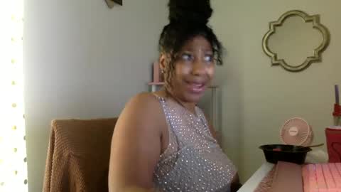 madam_glam online show from 07.15.26