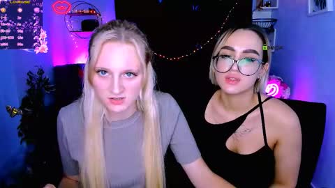 Snapshot of madam_ulis chatting on 11.26.25 Ulis online show from 11.26.25