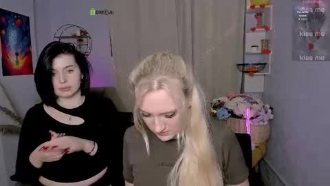 Snapshot of madam_ulis chatting on 02.24.26 Ulis online show from 02.24.26