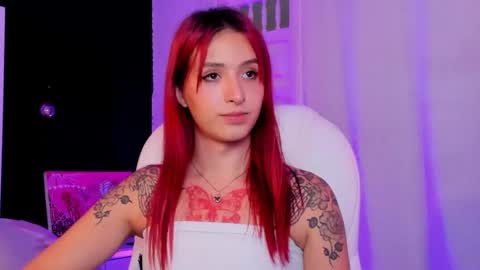 Snapshot of madame_lilith chatting on 02.26.25 madame lilith online show from 02.26.25