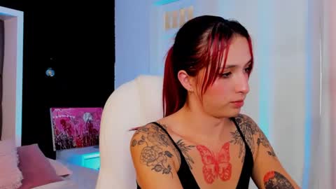 Snapshot of madame_lilith chatting on 03.03.25 madame lilith online show from 03.03.25