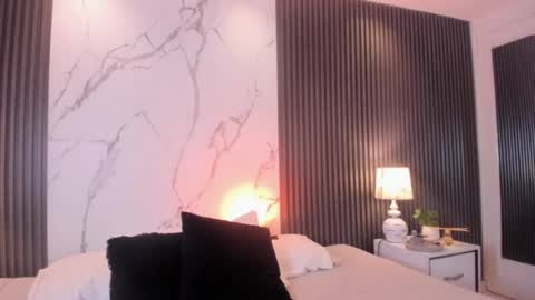 Snapshot of madame_lilith chatting on 06.19.26 madame lilith online show from 06.19.26