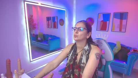 Madame Scarllet  online show from 04.28.26