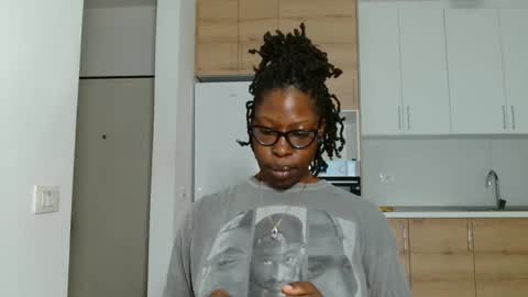 YourMadamIndigo online show from 01.14.26