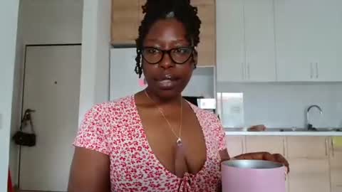 YourMadamIndigo online show from 05.15.26
