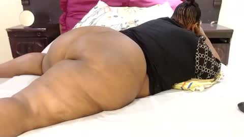 madamzee online show from 03.04.25