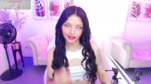 maddie_t18 online show from 07.10.26