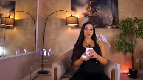 Maddie online show from 04.26.26