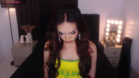 Snapshot of maddieontop chatting on 02.20.25 maddieontop online show from 02.20.25