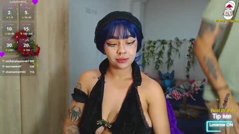 Snapshot of maddiie_and_clyde chatting on 12.02.25 maddiie and clyde online show from 12.02.25