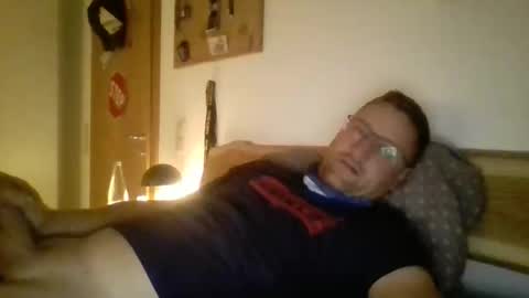 Snapshot of maddin8891 chatting on 11.01.25 Maddin online show from 11.01.25