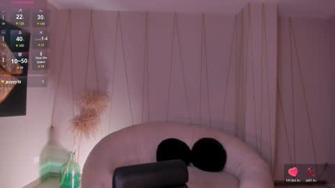 Maddison online show from 09.11.25