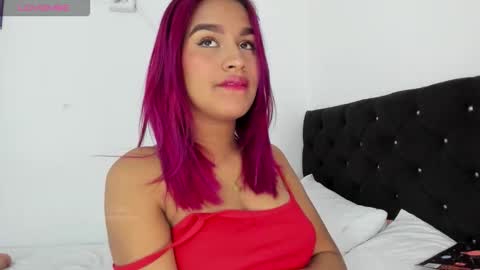 Snapshot of maddy1_1 chatting on 12.16.25 maddy1_1 online show from 12.16.25