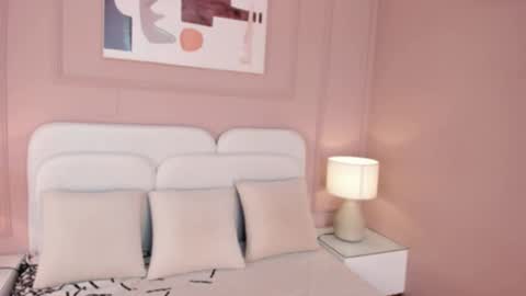 Maddy  online show from 01.11.25