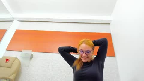 Snapshot of maddy_cartter chatting on 06.08.26 maddy cartter online show from 06.08.26