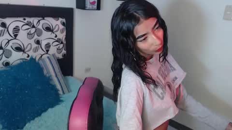 Maddy Parker  online show from 01.14.25