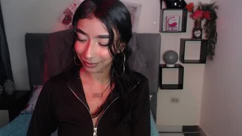 Maddy Parker  online show from 02.26.25