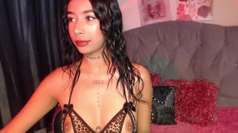 Maddy Parker  online show from 03.03.25