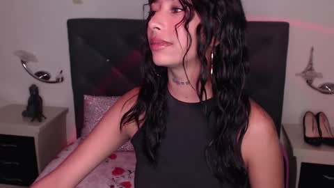 Maddy Parker  online show from 03.07.25