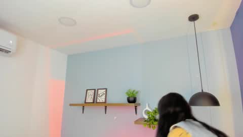 Maddy  online show from 11.08.25