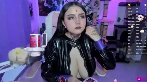 Maddy Foox online show from 07.31.26