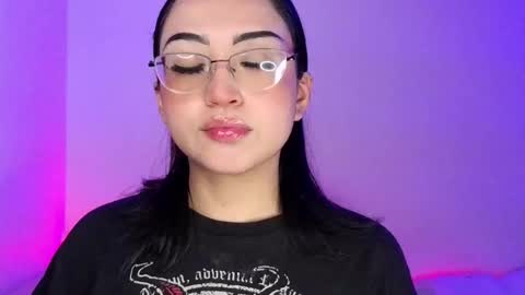   Please followme and rate me your thumbs up online show from 09.16.25