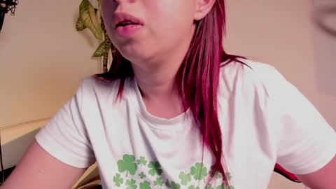 Madelaine  online show from 01.30.25