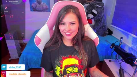 Snapshot of madeleine_shinobi chatting on 01.16.25 Emily Only Fans online show from 01.16.25