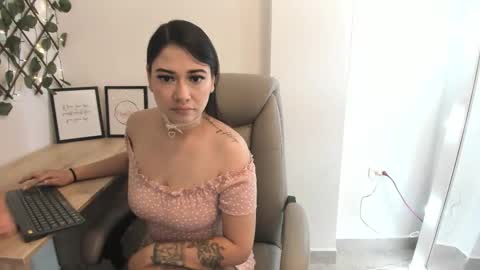 Madeleine  online show from 09.27.25