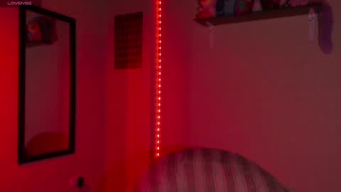 Snapshot of madelinebenet chatting on 01.11.25 Madeline online show from 01.11.25