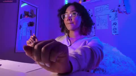 Snapshot of madelinebenet chatting on 02.10.25 Madeline online show from 02.10.25