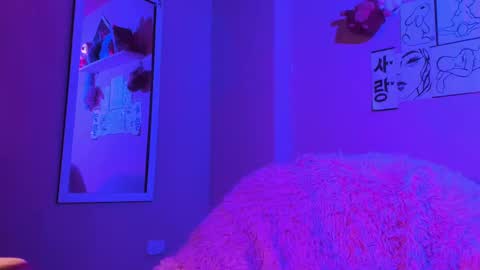 Snapshot of madelinebenet chatting on 03.01.25 Madeline online show from 03.01.25