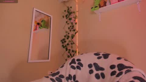 Snapshot of madelinebenet chatting on 09.26.25 Madeline online show from 09.26.25