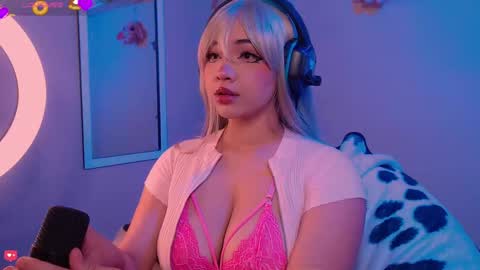 Snapshot of madelinebenet chatting on 10.09.25 Madeline online show from 10.09.25