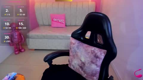 Madhison  online show from 12.17.25