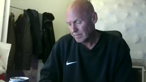 Snapshot of madio1187940 chatting on 10.17.25 madio1187940 online show from 10.17.25