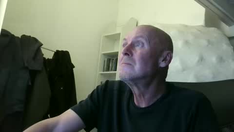 madio1187940 online show from 12.16.25