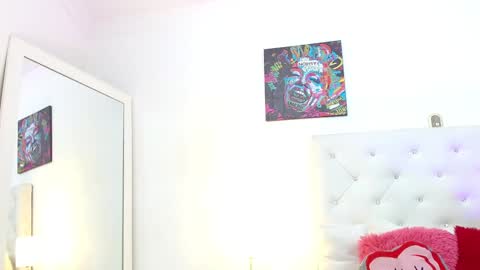 Snapshot of madison_horny69 chatting on 02.03.25 Jenny  online show from 02.03.25