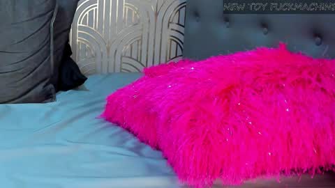   online show from 03.12.25