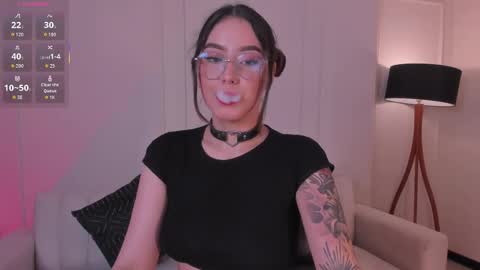 Snapshot of madisoncollinsx chatting on 09.08.25 Maddi Collins online show from 09.08.25