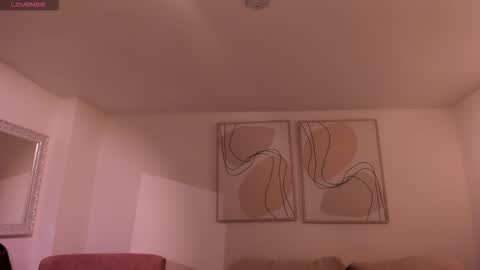 Snapshot of madisoncollinsx chatting on 11.21.25 Maddi Collins online show from 11.21.25